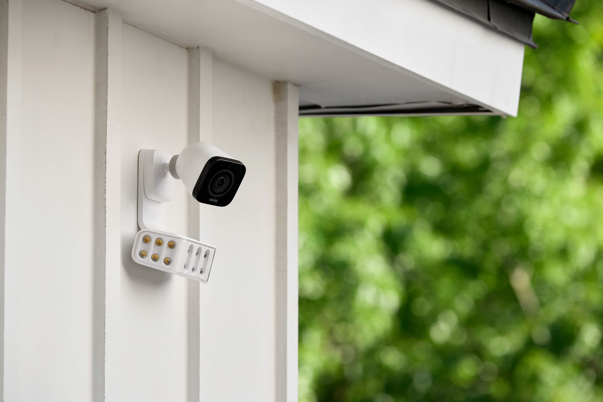 Outdoor Weather-Sealed Wall-Mounted Security Camera with Infrared Array